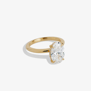 ROMI Hidden Halo Oval Ring