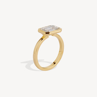 RHEA Emerald EW Ring